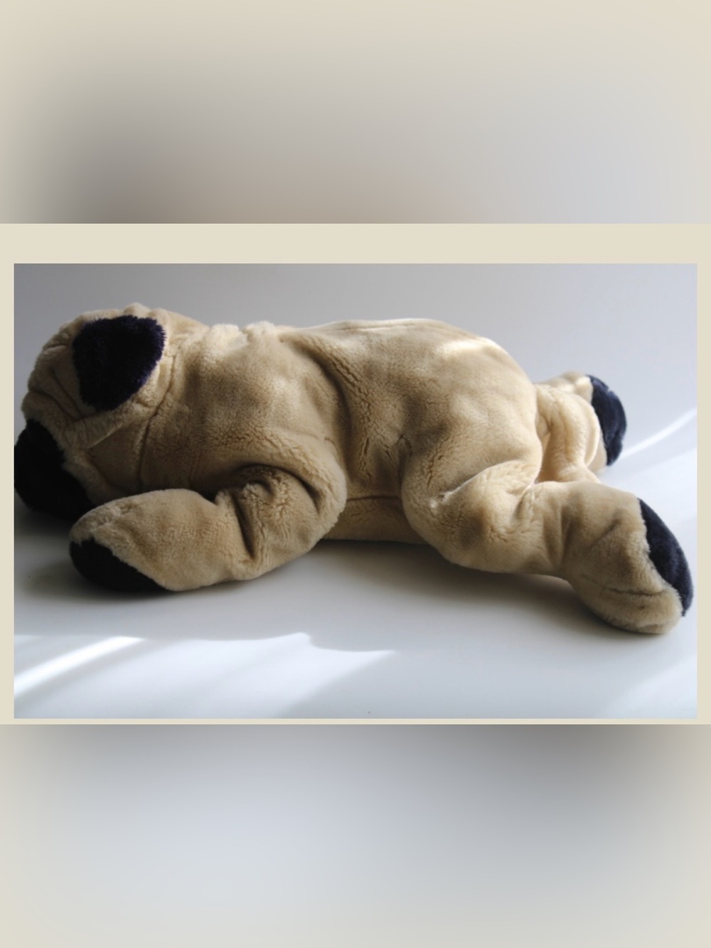 FAO Schwarz Large Plush Pug Dog in Cream and Black - Picture 5 of 7